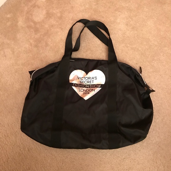 victoria secret black duffle bag